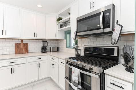 Se recomienda evitar zonas húmedas y mantenerlo alejado de dispositivos electrónicos sensibles. Se recomienda evitar zonas húmedas y mantenerlo alejado de dispositivos electrónicos sensibles.