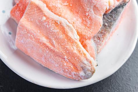 El pescado congelado no es inferior al fresco.   