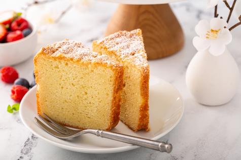 Bizcocho de yogur sin harina.   