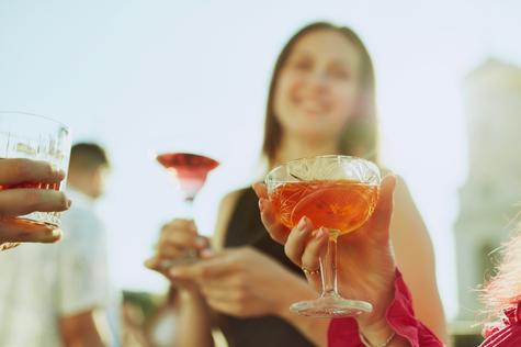 El consumo excesivo de alcohol puede generar daños irreparables en el hígado. Fuente: Shutterstock.    El consumo excesivo de alcohol puede generar daños irreparables en el hígado. Fuente: Shutterstock.