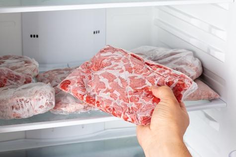 Esta es la zona más fría y se puede congelar todo tipo de carnes. Esta es la zona más fría y se puede congelar todo tipo de carnes.