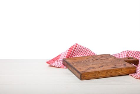 Las tablas de picar de madera son la peor opción para utilizar en la cocina. Las tablas de picar de madera son la peor opción para utilizar en la cocina.