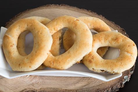 Pandebono de Colombia lidera la lista de Taste Atlas.   