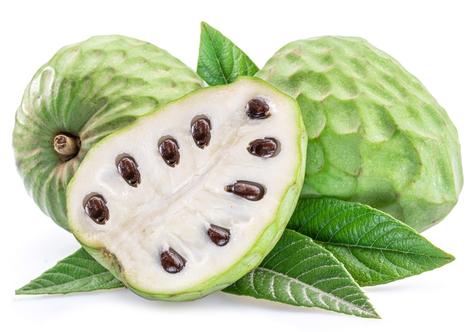 La chirimoya tiene un alto valor nutricional, contiene vitaminas A, C, y minerales como el fósforo y hierro.      La chirimoya tiene un alto valor nutricional, contiene vitaminas A, C, y minerales como el fósforo y hierro.