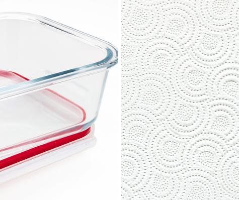 Para conservar las fresas, lo mejor es usar un tupper y papel de cocina.   