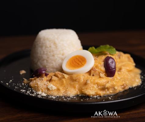 Ají de gallina de restaurante Akowa.   