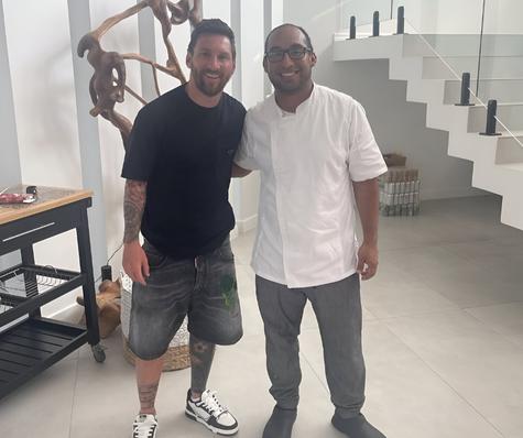 Chef peruano Augusto Riofrio de Lionel Messi.   