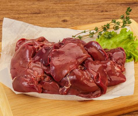 El hígado de pollo es rico en hierro.   