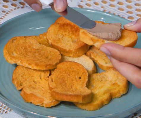  Paté de hígado de pollo.   