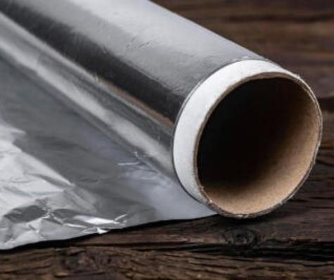 El papel aluminio es el mejor material para que la jamonada mantenga su sabor y textura.   