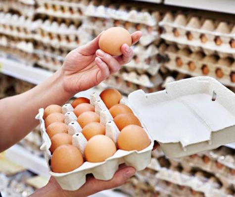 Si compraste este lote de huevos, puedes comunicarte al teléfono de la empresa o asistir al punto de venta donde lo adquiriste.   