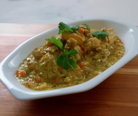 Pollo al curry. Pollo al curry.