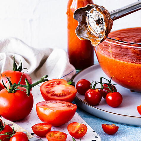 El tomate y la salsa de tomate son ricos en MSG.   