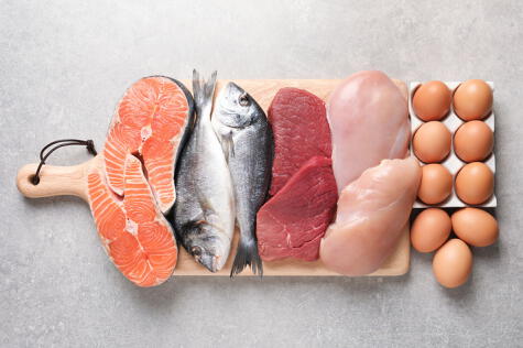 De todas las carnes, el pescado es que contiene más MSG.   