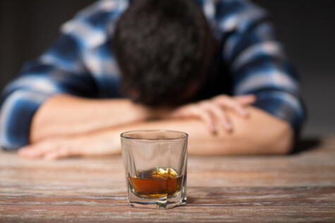 <em>El alcohol es un depresor del sistema nervioso y no un estimulante.</em>   