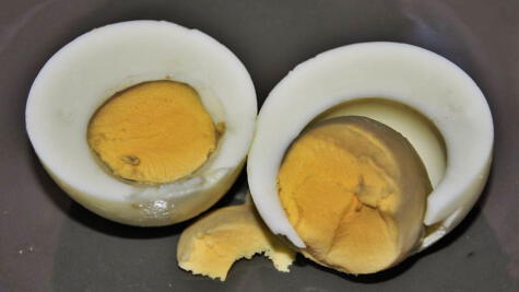  El olor es el mejor indicador para determinar si un huevo está en mal estado    