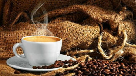 Se calcula que en el Perú se consumen alrededor de 750 gramos anuales de café por persona   