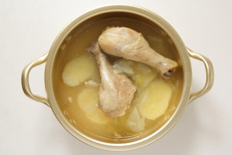  A la sopa de pollo agrega kion para darle un delicioso sabor.    