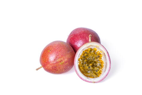 La gulupa tiene una apariencia similar a la granadilla y la maracuyá.   