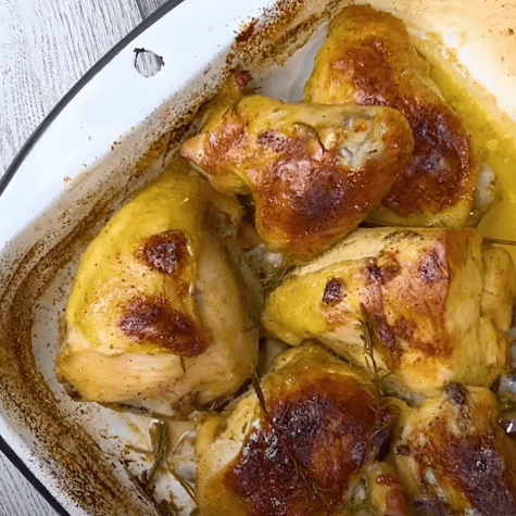 Pollo al horno navideño, una receta fácil de preparar.   