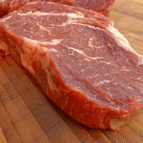 Carne de res: ingrediente estrella del lomo saltado peruano y del pique macho boliviano. Carne de res: ingrediente estrella del lomo saltado peruano y del pique macho boliviano.
