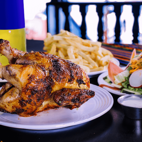 El "fast food" más consumido es el pollo a la brasa. El "fast food" más consumido es el pollo a la brasa.