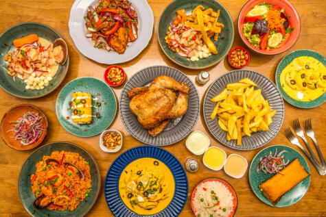 La gastronomía peruana es diversa y deliciosa. La gastronomía peruana es diversa y deliciosa.