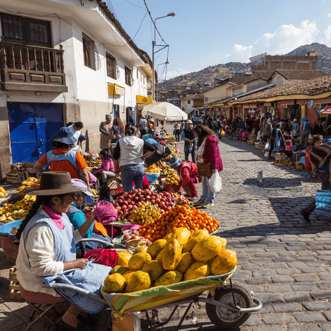 La cocina peruana destaca por la amplia variedad de insumos de costa, sierra y selva. La cocina peruana destaca por la amplia variedad de insumos de costa, sierra y selva.