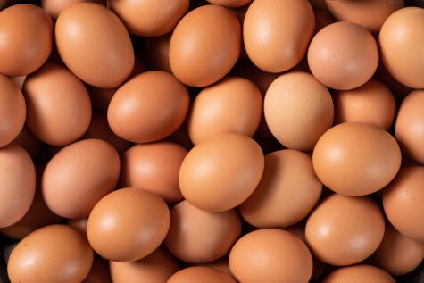 Huevos. Huevos.