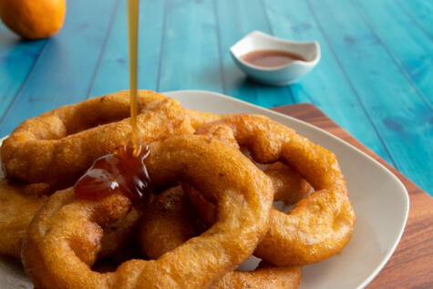 Los picarones surgieron en la época colonial. Los picarones surgieron en la época colonial.
