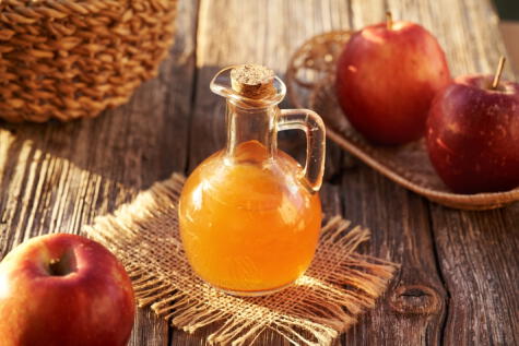 Vinagre blanco y el de manzana. Vinagre blanco y el de manzana.