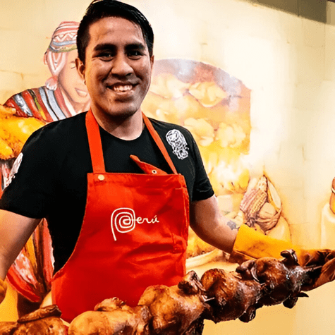 A los 18 años, Abel Ortiz decidió formarse profesionalmente en alta cocina. A los 18 años, Abel Ortiz decidió formarse profesionalmente en alta cocina.