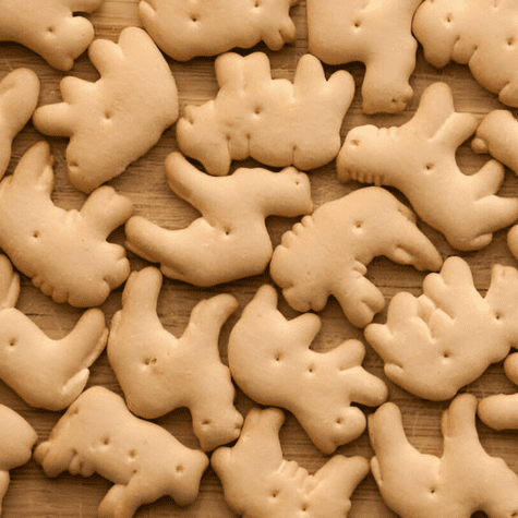 Las galletas de animalitos son altos en harina y azúcar. Las galletas de animalitos son altos en harina y azúcar.