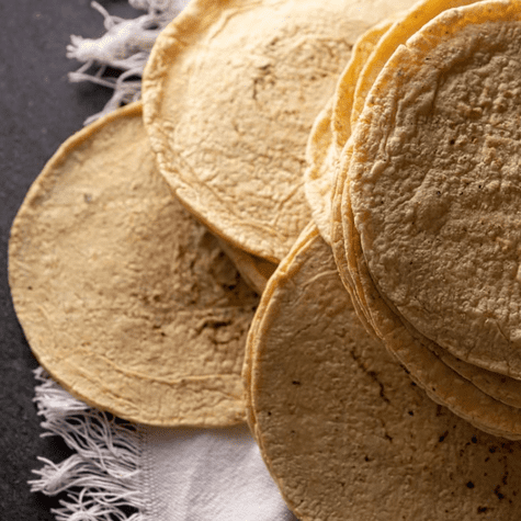 Tortillas de nixtamal. Tortillas de nixtamal.