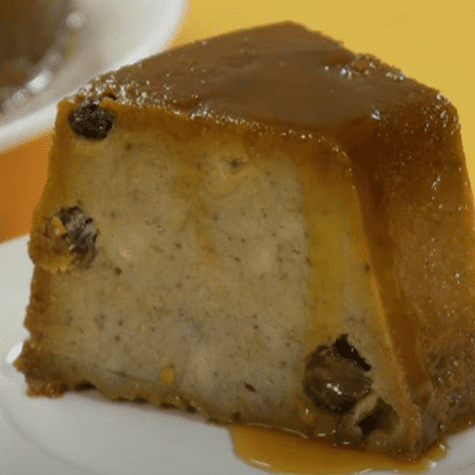 Delicioso budín para toda la familia.   