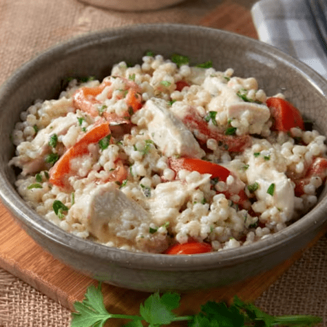 El sorgo puede usarse en ensaladas, guisos, sopas y hasta en postres. El sorgo puede usarse en ensaladas, guisos, sopas y hasta en postres.