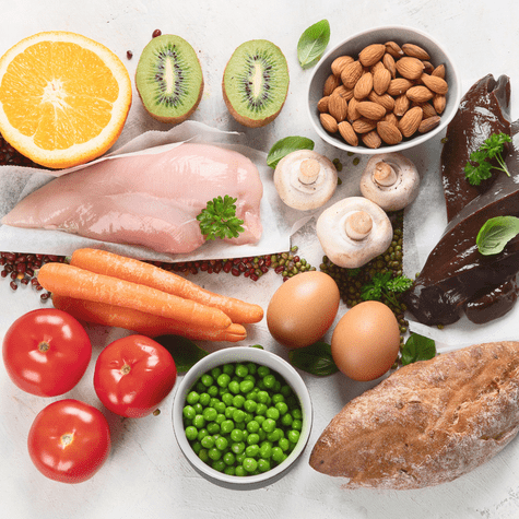 Un déficit de vitaminas del grupo B puede debilitar el colágeno y aumentar el riesgo de fracturas. Un déficit de vitaminas del grupo B puede debilitar el colágeno y aumentar el riesgo de fracturas.