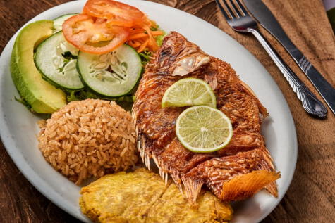 Consumido al instante, el pescado frito muestra lo mejor de su esencia. Fuente: Shutterstock.   