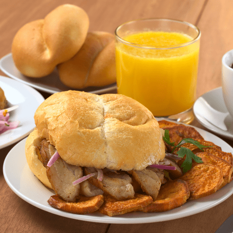 Tras arrasar en el Mundial de Desayunos de Ibai Llanos, este plato se consagró como símbolo cultural y gastronómico del Perú.