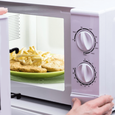 Calienta los alimentos sin tapar.   