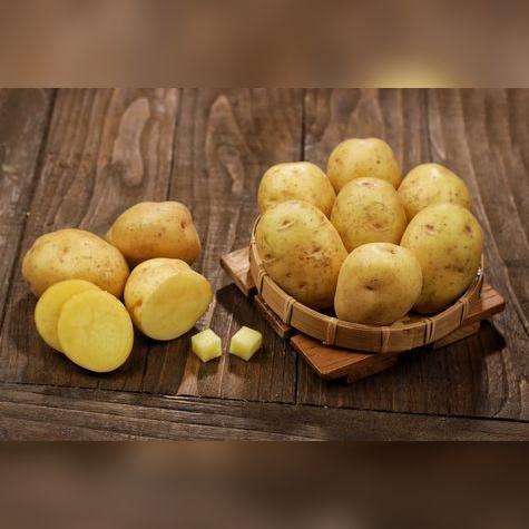 Se recomienda evitar el consumo de cáscaras con manchas verdes o brotes. Fuente: Shutterstock.   