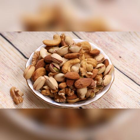 Almendras, avellanas y nueces. Almendras, avellanas y nueces.