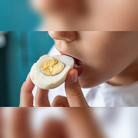 Las personas que tienen diabetes o afecciones cardíacas no pueden consumir huevo.   