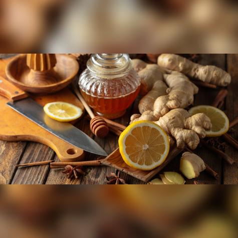 Se sugiere consumirlo en infusiones, masticar raíz fresca o mezclarlo con miel y limón. Fuente: Shutterstock.   