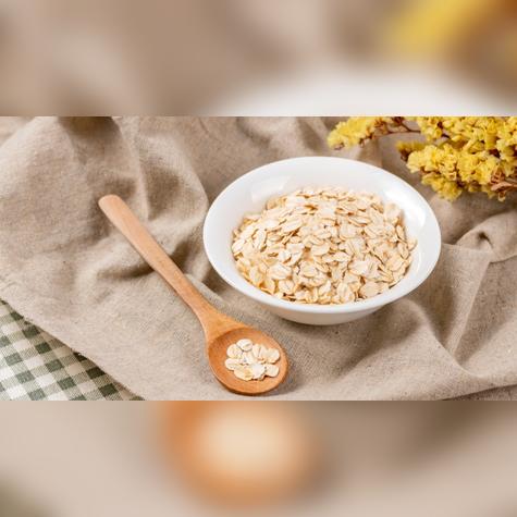 Combinar frutos secos, avena y proteínas asegura un crecimiento muscular eficiente y sostenible. Fuente: Shutterstock.   