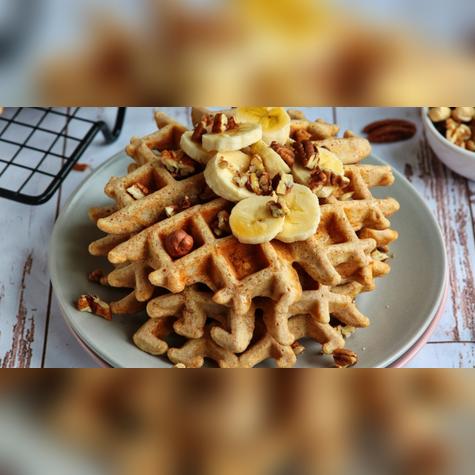 Estos waffles, elaborados con solo 5 bananas y un huevo, aportan alrededor de 635 calorías en total. Fuente: Shutterstock. Estos waffles, elaborados con solo 5 bananas y un huevo, aportan alrededor de 635 calorías en total. Fuente: Shutterstock.