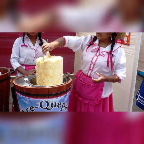 Preparación del queso helado. Preparación del queso helado.
