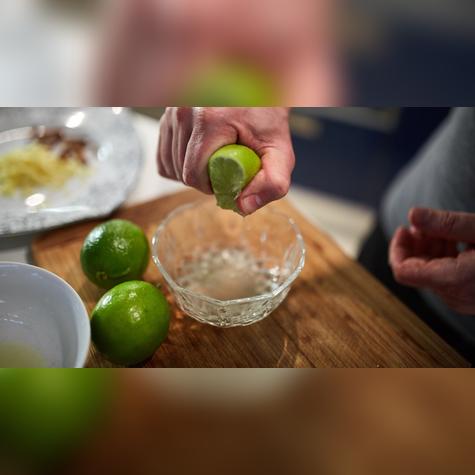 Usa gotas de limón para más mezclas. Usa gotas de limón para más mezclas.