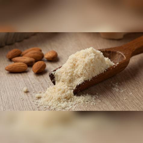 Puedes usar almendras para empanizar. Puedes usar almendras para empanizar.