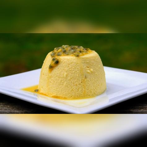 Obtén un mousse cremoso. Obtén un mousse cremoso.